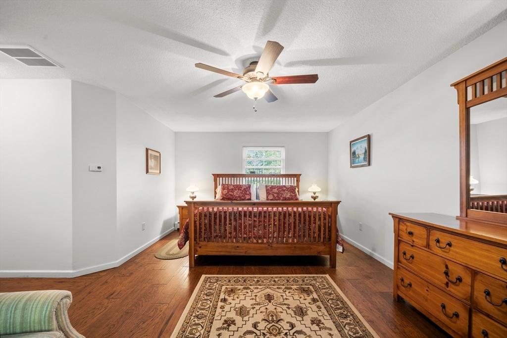 Ludlow, Massachusetts, 01056, United States, 3 Bedrooms Bedrooms, ,2 BathroomsBathrooms,Residential,For Sale,1936866