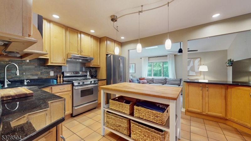 Hillsborough Twp., New Jersey, 08844, United States, 4 Bedrooms Bedrooms, ,3 BathroomsBathrooms,Residential,For Sale,1924974