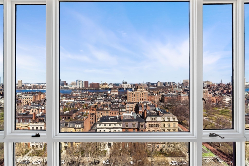 Boston, Massachusetts, 02116, United States, 3 Bedrooms Bedrooms, ,3 BathroomsBathrooms,Residential,For Sale,1850215