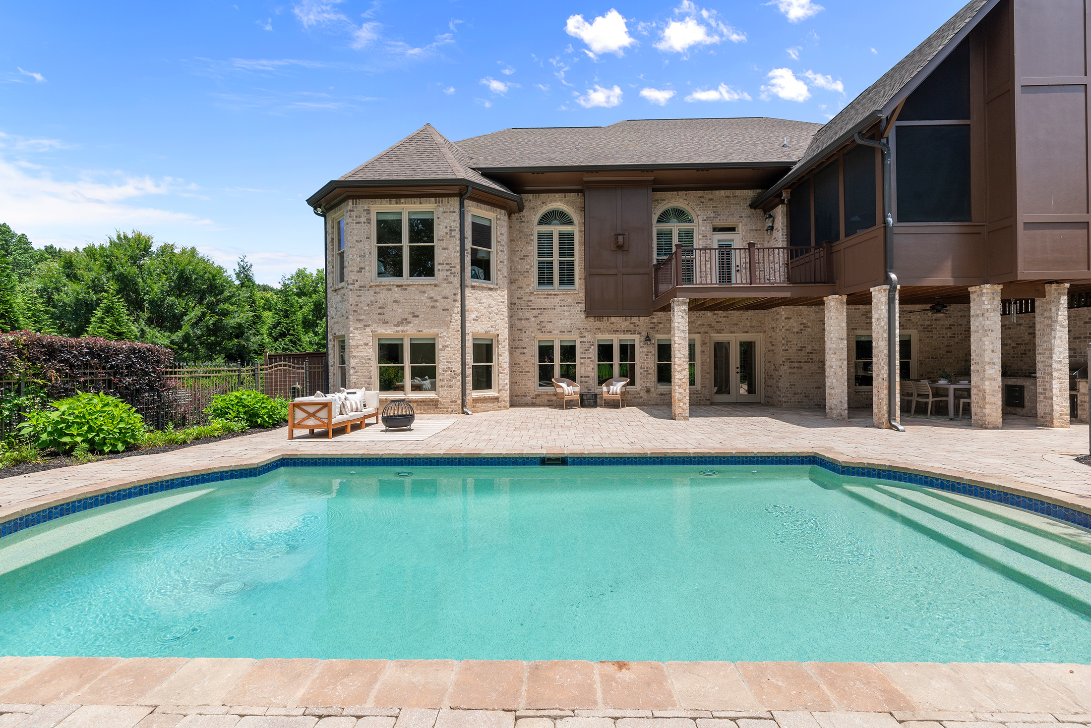  A Private Luxury Estate Set on Over One-Acre in Trinity Creek - 物件實景