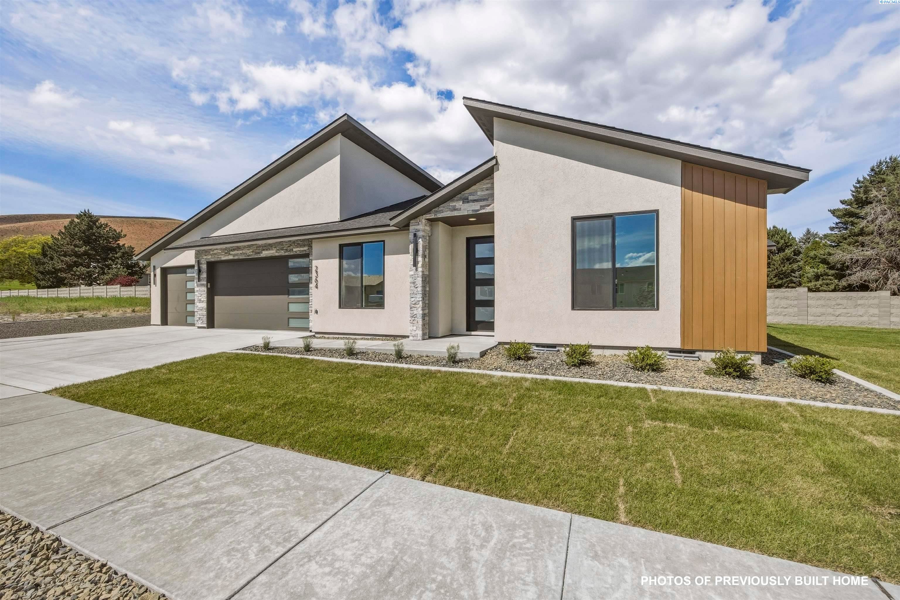 Richland, Washington, 99352, United States, 4 Bedrooms Bedrooms, ,3 BathroomsBathrooms,Residential,For Sale,2048116