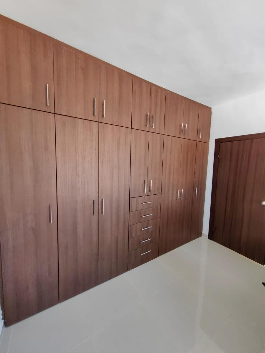 CAMPI?A VALENCIA, Torreón, Coahuila de Zaragoza, 27018, Mexico, 4 Bedrooms Bedrooms, ,3 BathroomsBathrooms,Residential,For Sale,CAMPI?A VALENCIA,1671840