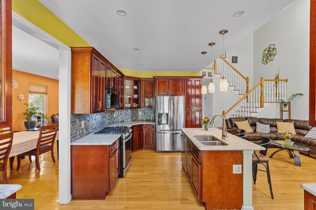 Plainsboro, New Jersey, 08536, United States, 4 Bedrooms Bedrooms, ,3 BathroomsBathrooms,Residential,For Sale,1922376