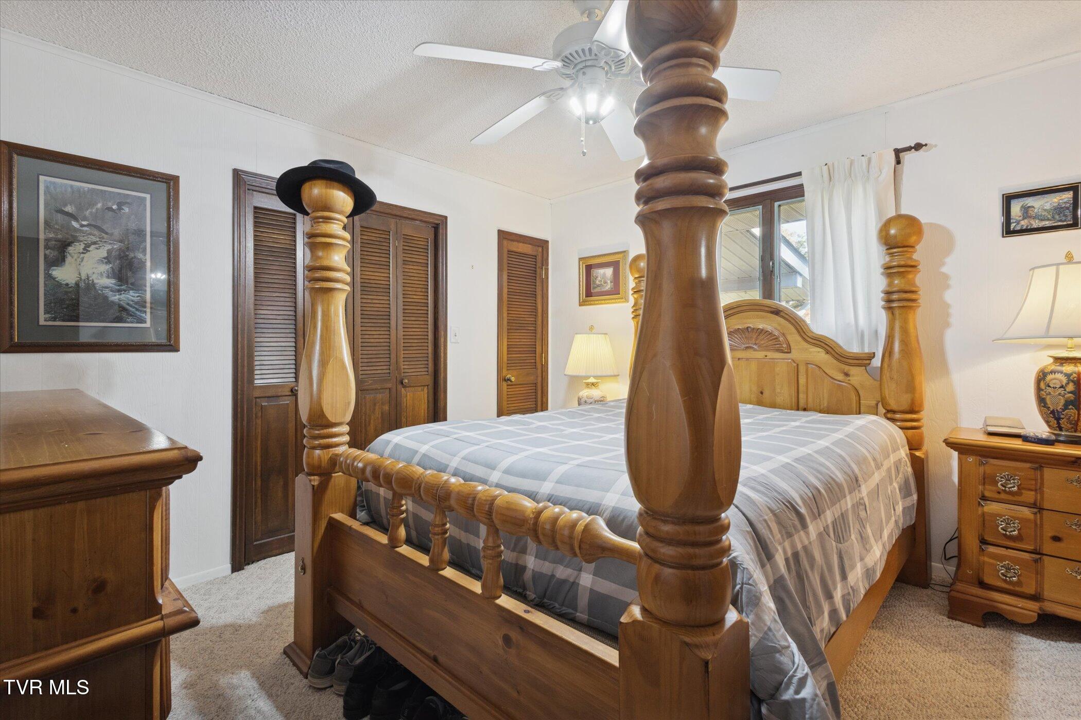 Johnson City, Tennessee, 37604, United States, 4 Bedrooms Bedrooms, ,3 BathroomsBathrooms,Residential,For Sale,1978550