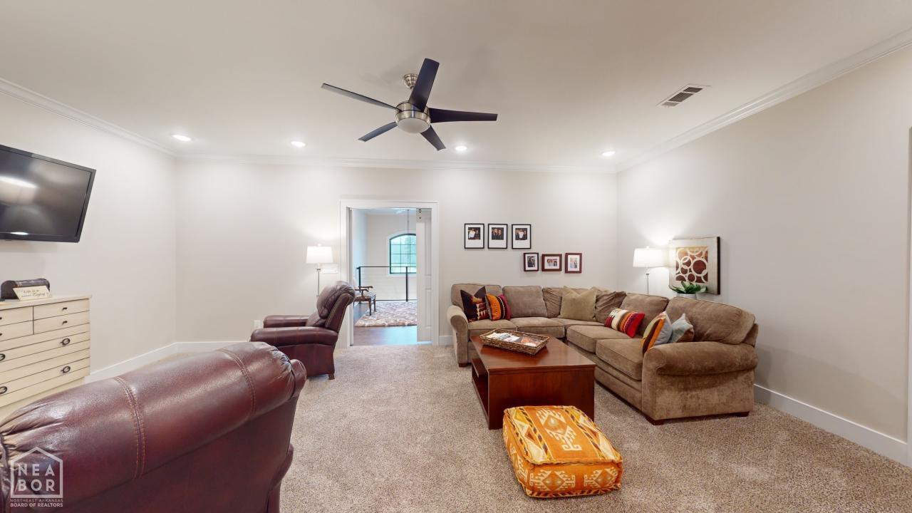 Jonesboro, Arkansas, 72405, United States, 5 Bedrooms Bedrooms, ,5 BathroomsBathrooms,Residential,For Sale,1983308