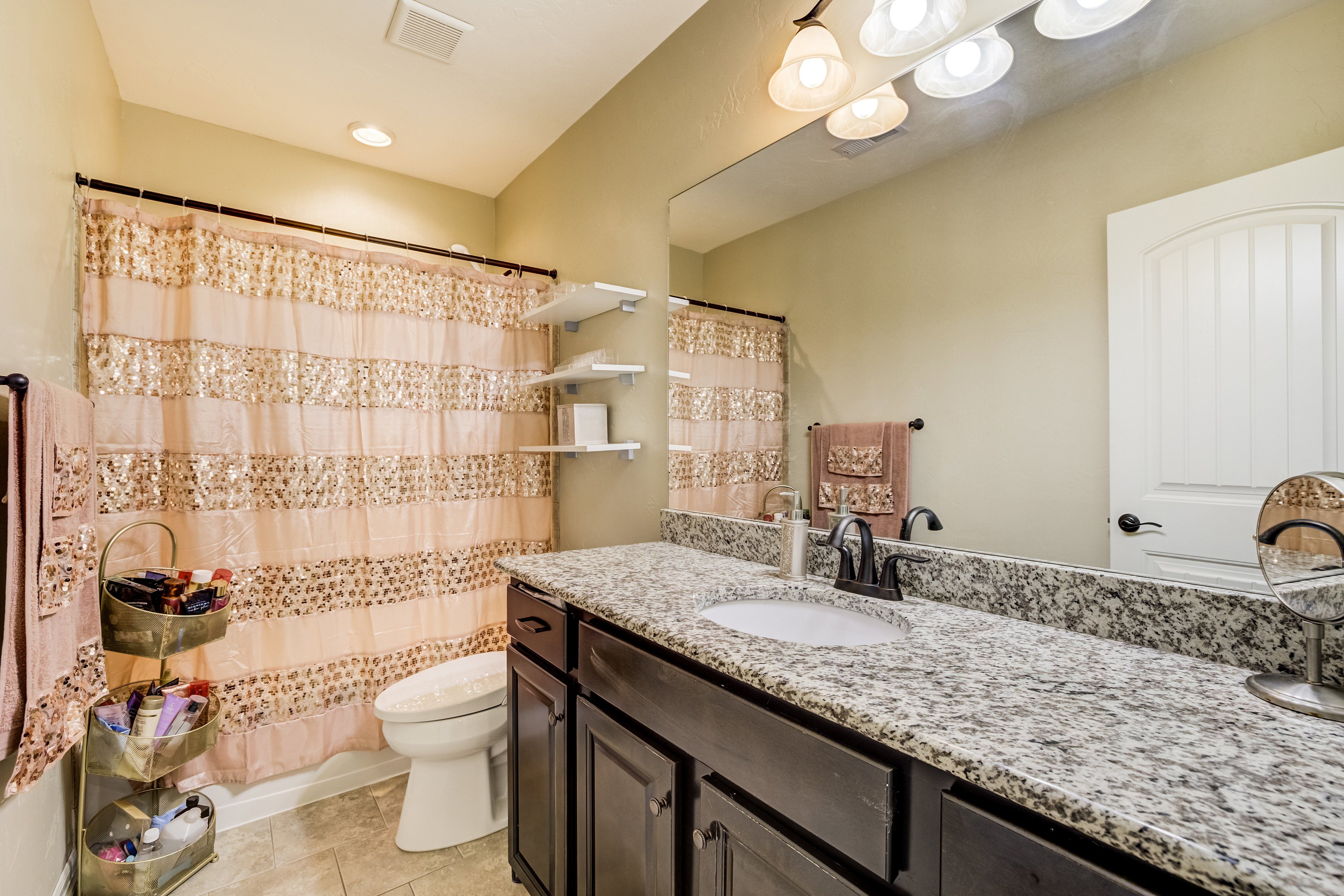  Elevated Living with Unmatched Pikes Peak Views in Flying Horse - 物件實景