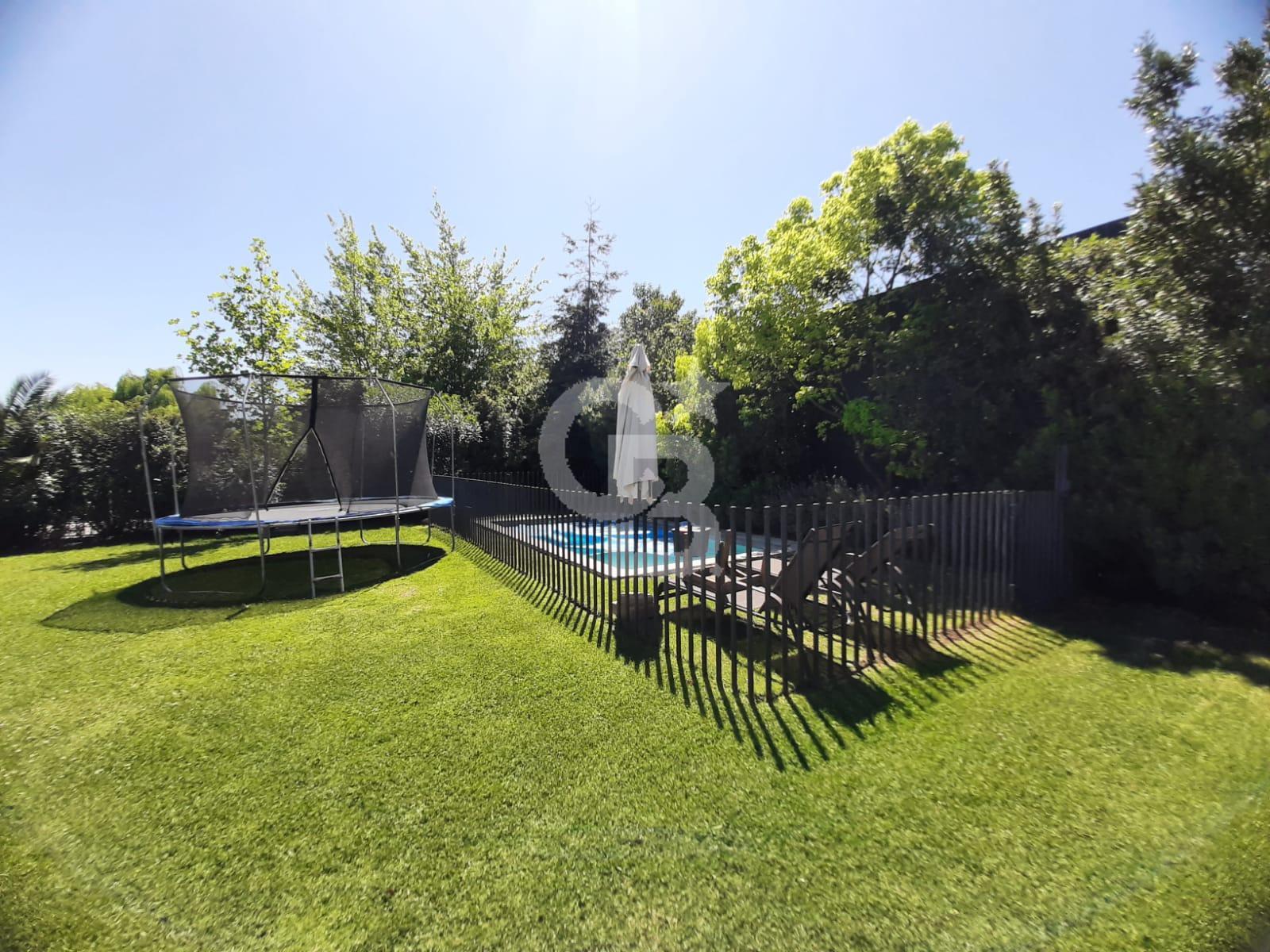 Colina, Chile, 4 Bedrooms Bedrooms, ,4 BathroomsBathrooms,Residential,For Sale,1967973