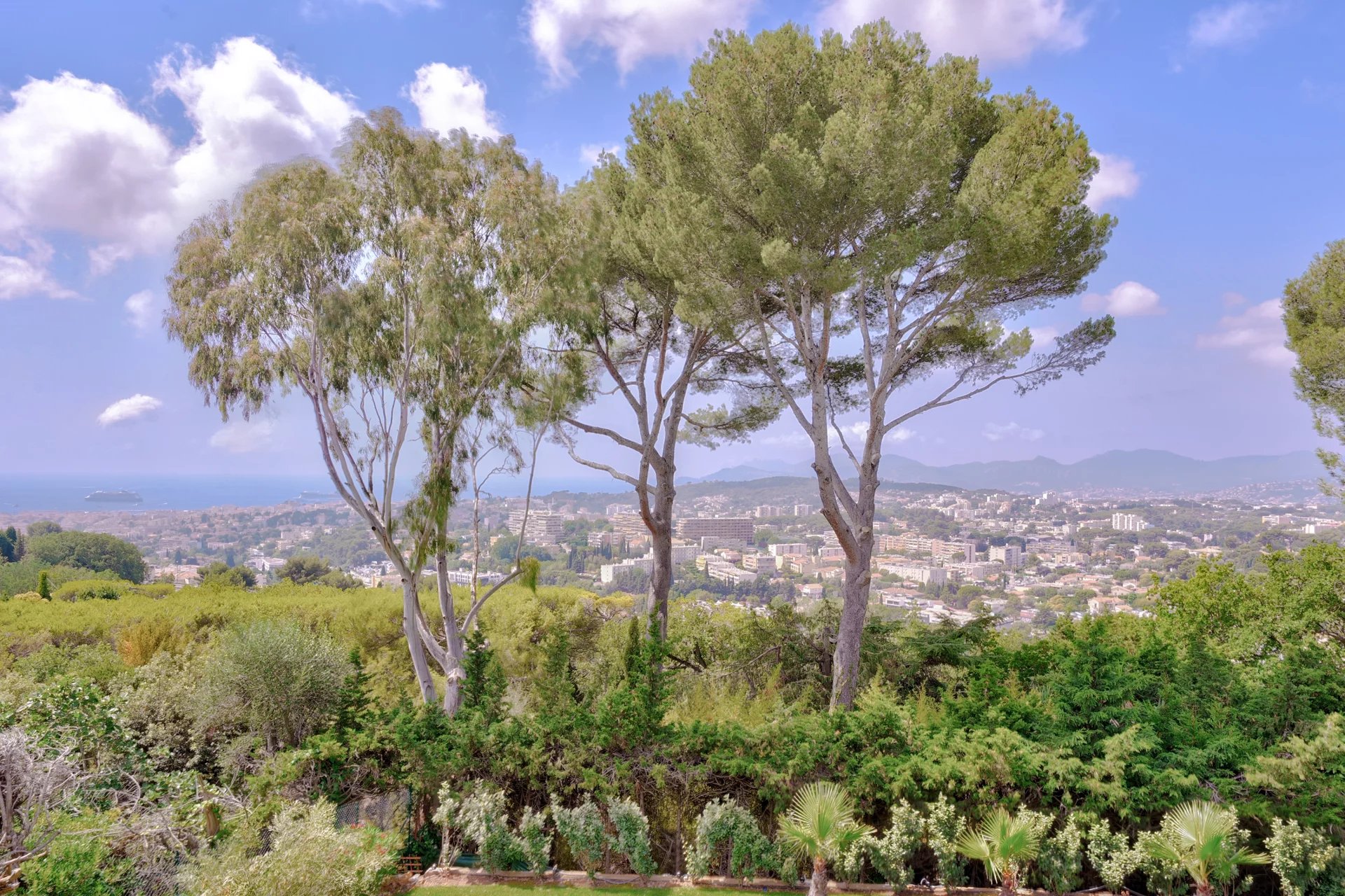 Mougins, Provence-Alpes-Côte d’Azur, 06250, FR, 6 Bedrooms Bedrooms, ,6 BathroomsBathrooms,Residential,For Sale,1954947