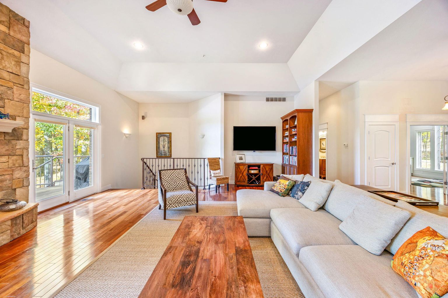 Canadian Lakes, Michigan, 49346, United States, 5 Bedrooms Bedrooms, ,6 BathroomsBathrooms,Residential,For Sale,1981298