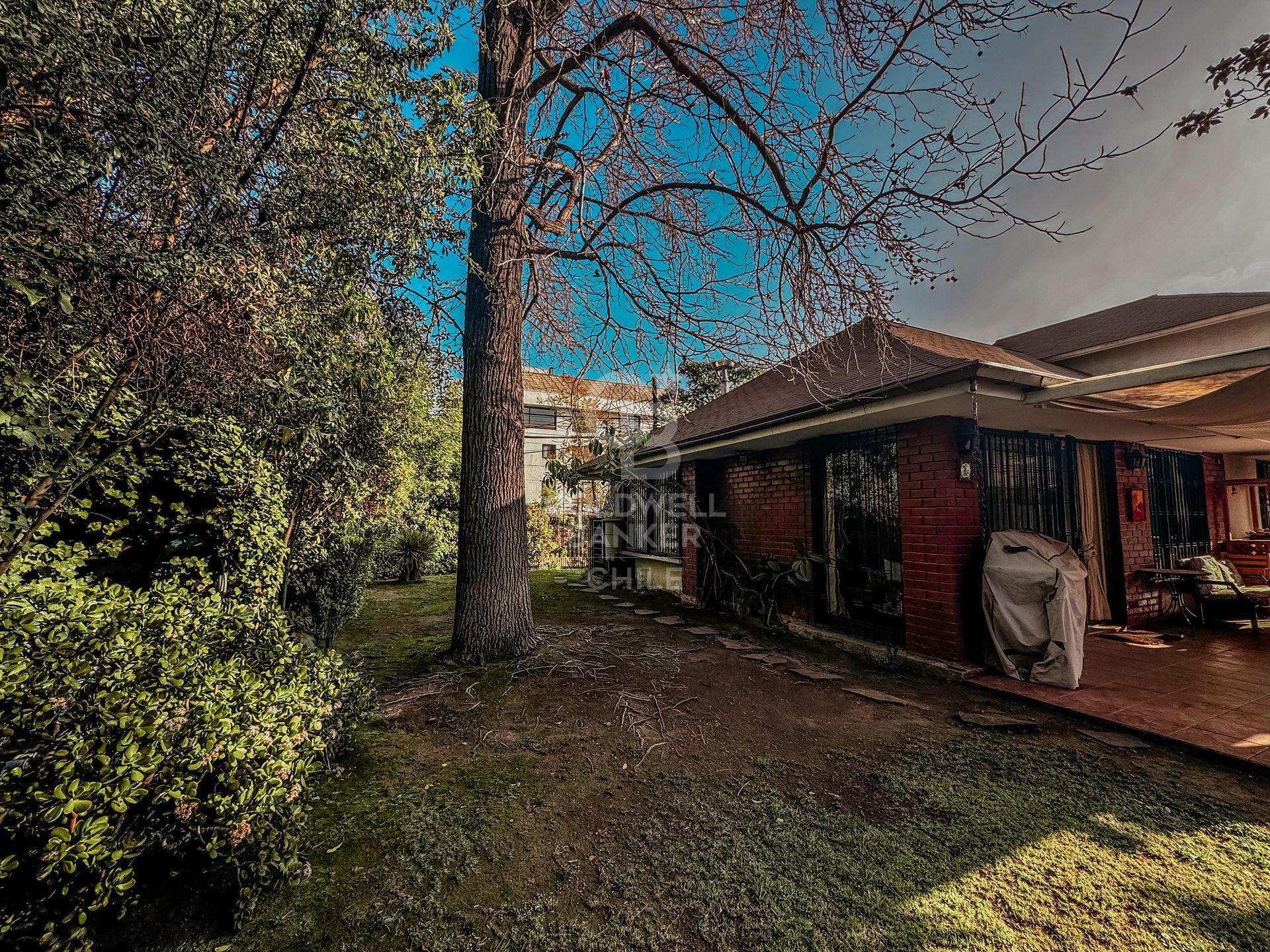 Vitacura, Chile, 4 Bedrooms Bedrooms, ,3 BathroomsBathrooms,Residential,For Sale,1917854