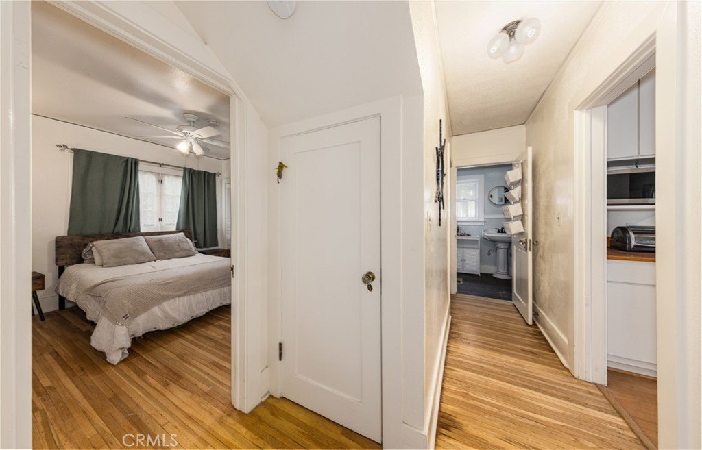 Redlands, California, 92373, United States, 3 Bedrooms Bedrooms, ,2 BathroomsBathrooms,Residential,For Sale,1929009