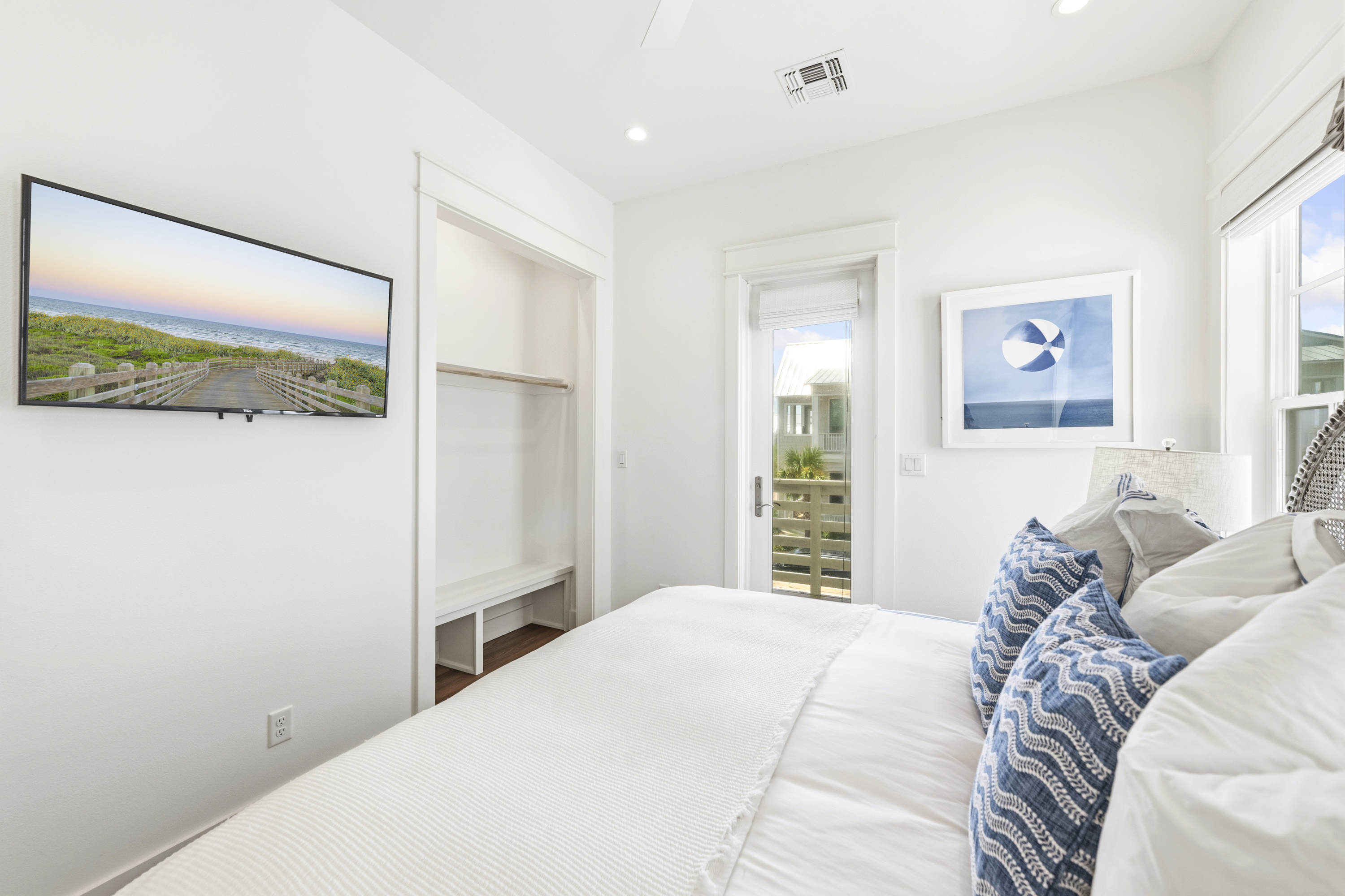  Corner Lot Luxury in Cinnamon Shore South - 物件實景