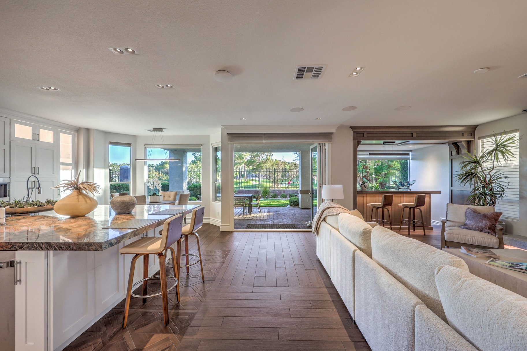  Completely Remodeled, Resort Backyard, Backing 14th Hole at TPC Golf Course - 物件實景