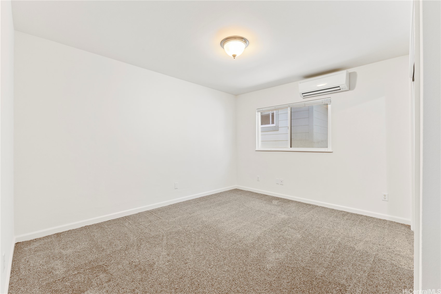 Honolulu, Hawaii, 96813, United States, 4 Bedrooms Bedrooms, ,3 BathroomsBathrooms,Residential,For Sale,1847375
