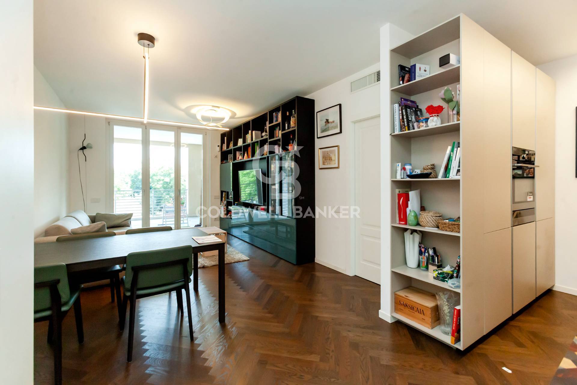 Roma, Roma, 00100, IT, 2 Bedrooms Bedrooms, ,2 BathroomsBathrooms,Residential,For Sale,1868220