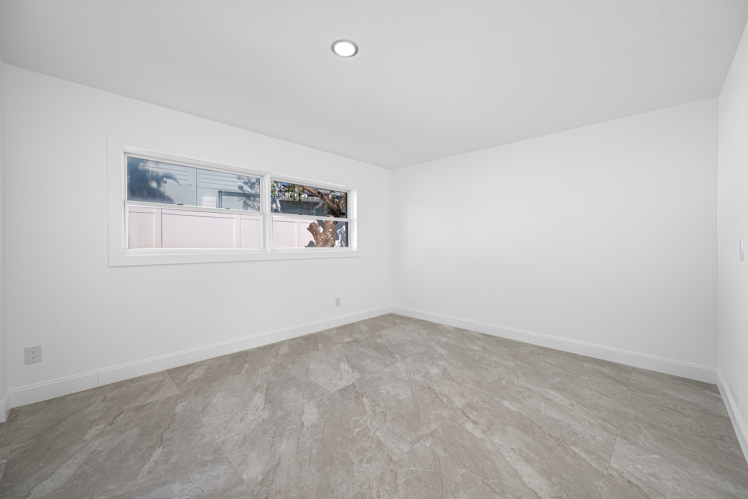 St Petersburg, Florida, 33707, United States, 3 Bedrooms Bedrooms, ,3 BathroomsBathrooms,Residential,For Sale,2017705