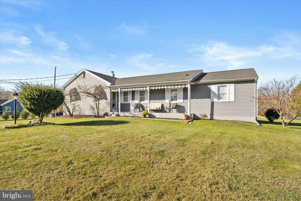 Allentown, New Jersey, 08501, United States, 4 Bedrooms Bedrooms, ,3 BathroomsBathrooms,Residential,For Sale,1998069