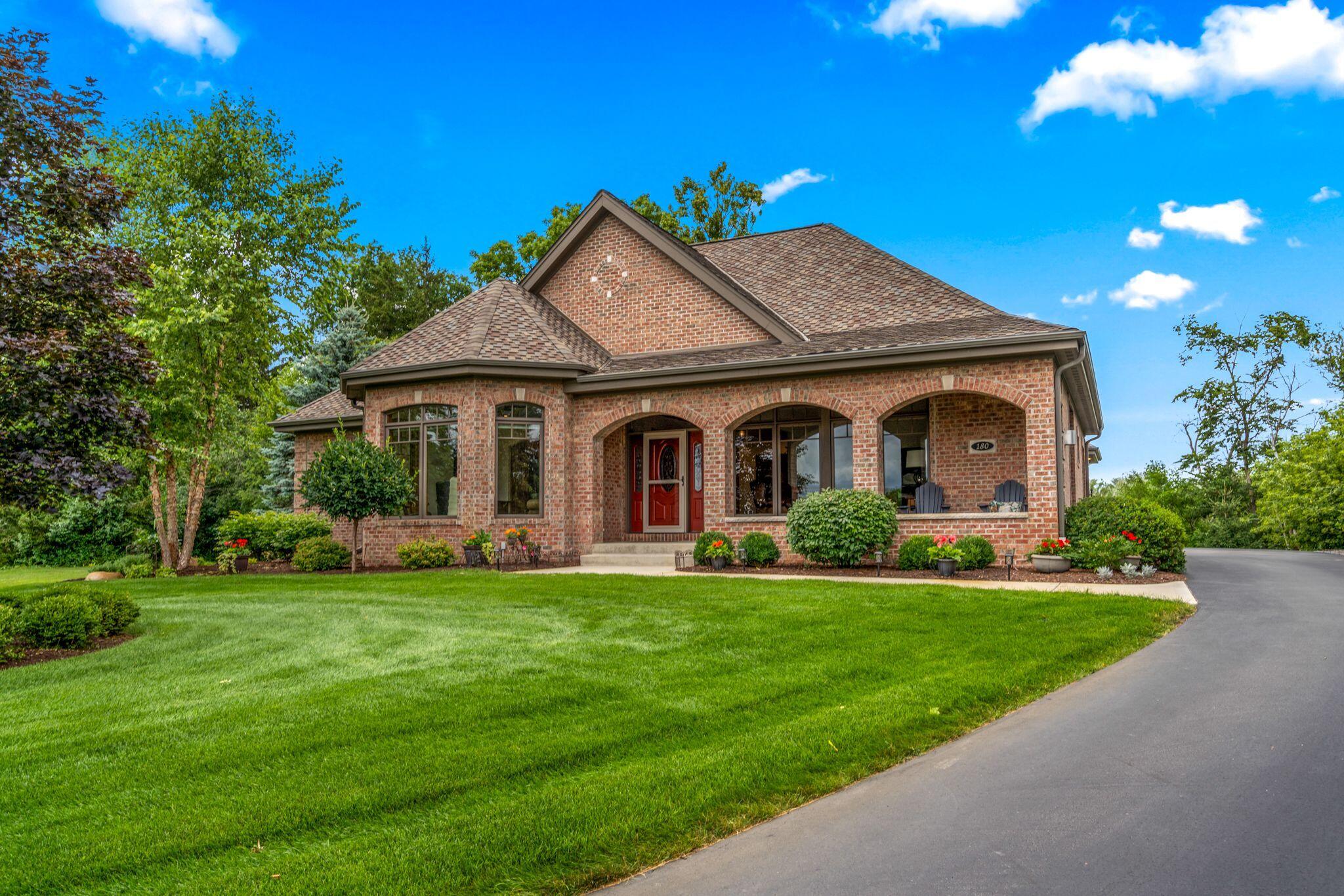 Lac La Belle, Wisconsin, 53066, United States, 4 Bedrooms Bedrooms, ,4 BathroomsBathrooms,Residential,For Sale,1901123