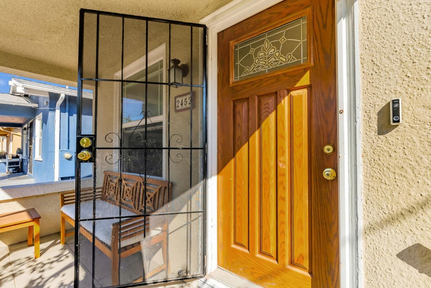 Oakland, California, 94601, United States, 2 Bedrooms Bedrooms, ,2 BathroomsBathrooms,Residential,For Sale,1901407