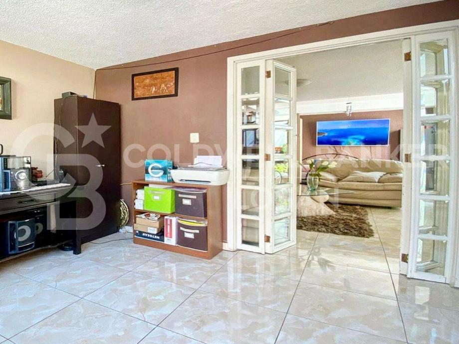 Naucalpan de Juárez, Estado de méxico, 53100, Mexico, 4 Bedrooms Bedrooms, ,3 BathroomsBathrooms,Residential,For Sale,2000780