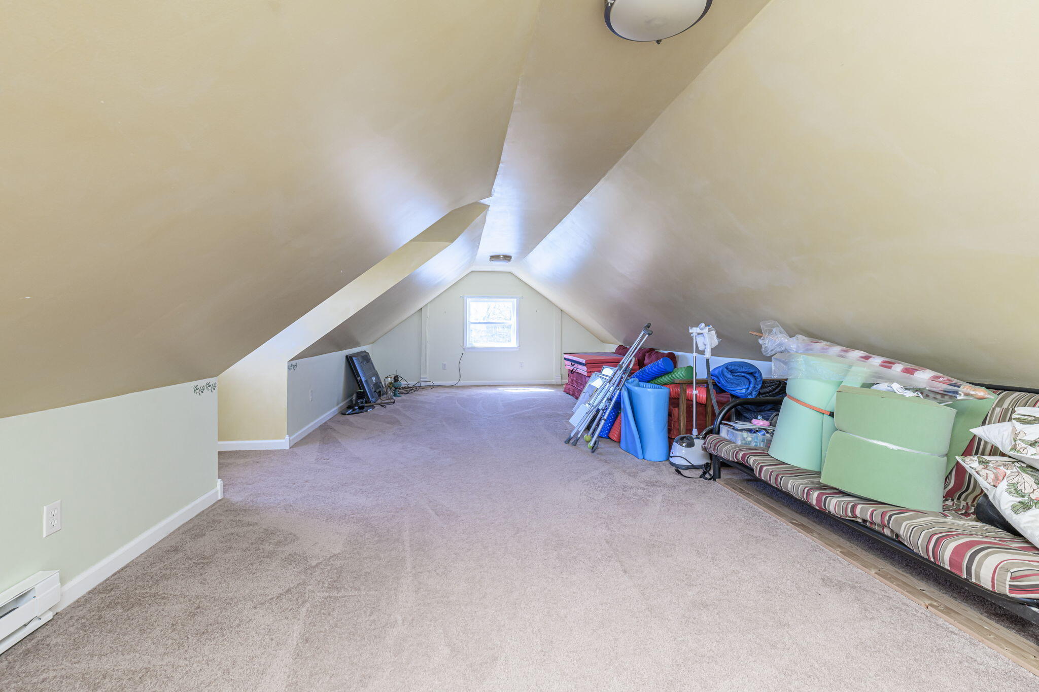 ROCHEPORT, Missouri, 65279, United States, 3 Bedrooms Bedrooms, ,3 BathroomsBathrooms,Residential,For Sale,1851198