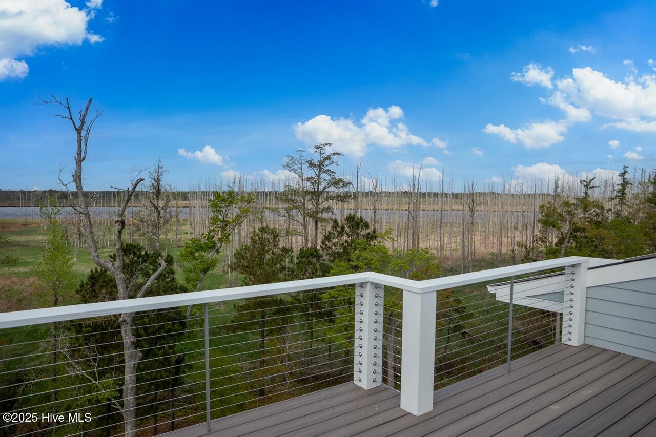 Castle Hayne, North Carolina, 28429, United States, 4 Bedrooms Bedrooms, ,5 BathroomsBathrooms,Residential,For Sale,1847333