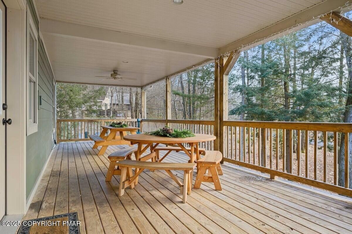 Lake Harmony, Pennsylvania, 18624, United States, 6 Bedrooms Bedrooms, ,3 BathroomsBathrooms,Residential,For Sale,1983616