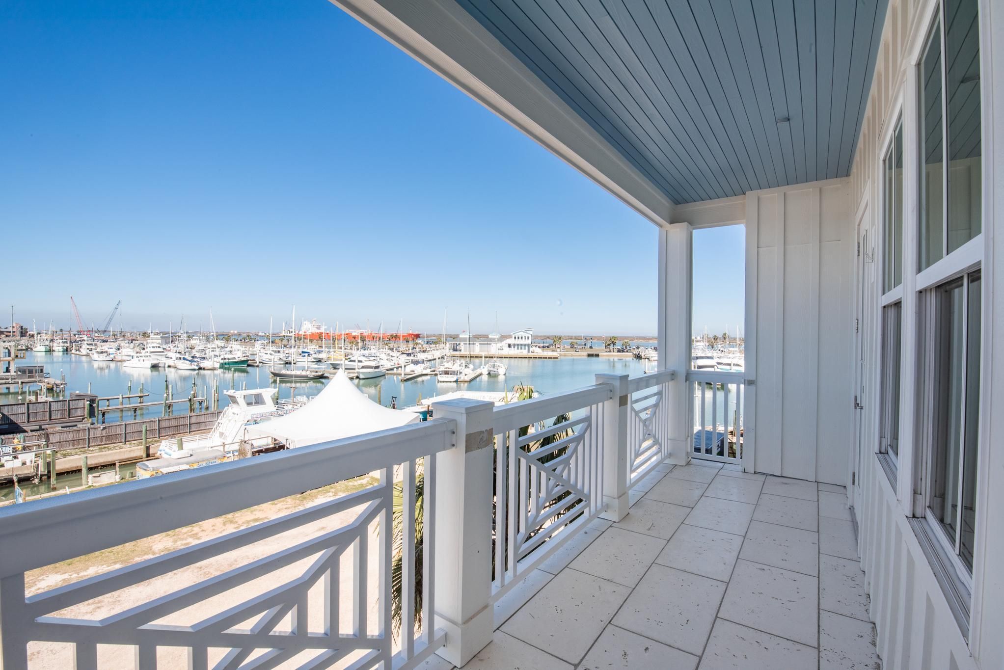  Unique Waterfront Residence - 物件實景