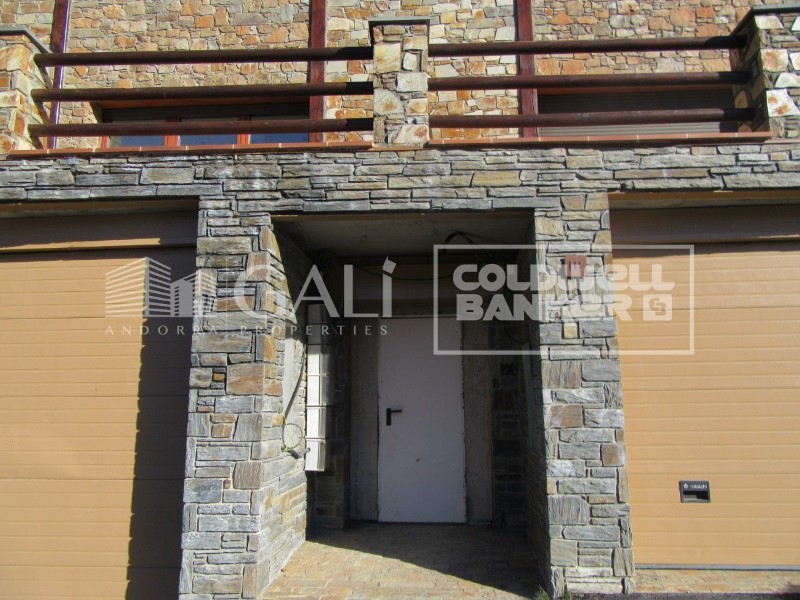 Canillo, Andorra, AD, 4 Bedrooms Bedrooms, ,2 BathroomsBathrooms,Residential,For Sale,1628029