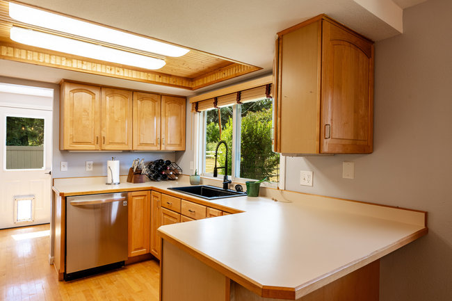 Buffalo, Wyoming, 82834, United States, 5 Bedrooms Bedrooms, ,2 BathroomsBathrooms,Residential,For Sale,1916157