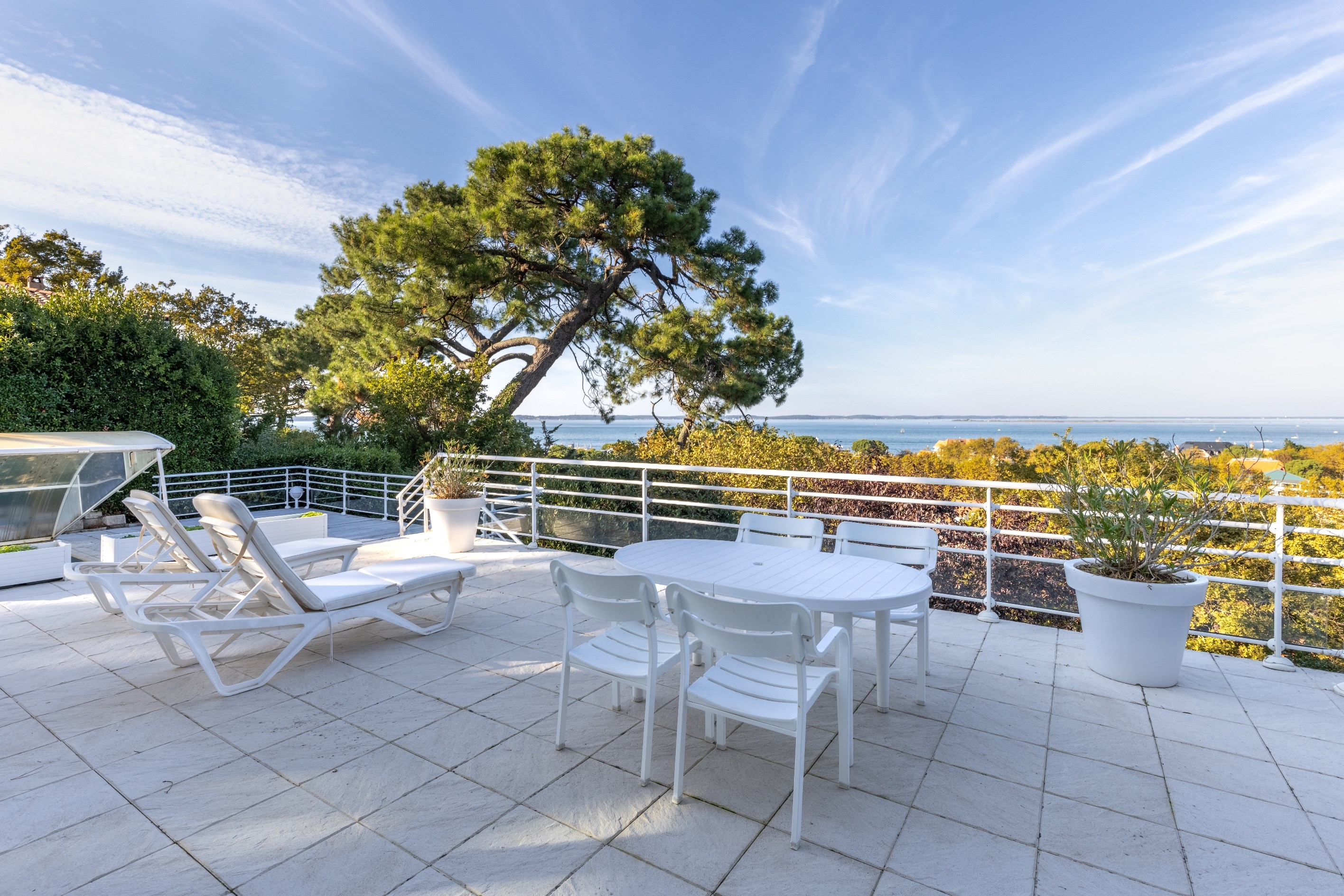  ARCACHON - EXCEPTIONAL VILLA IN PEREIRE WITH PANORAMIC VIEWS OVER ARCACHON BAY - 物件實景