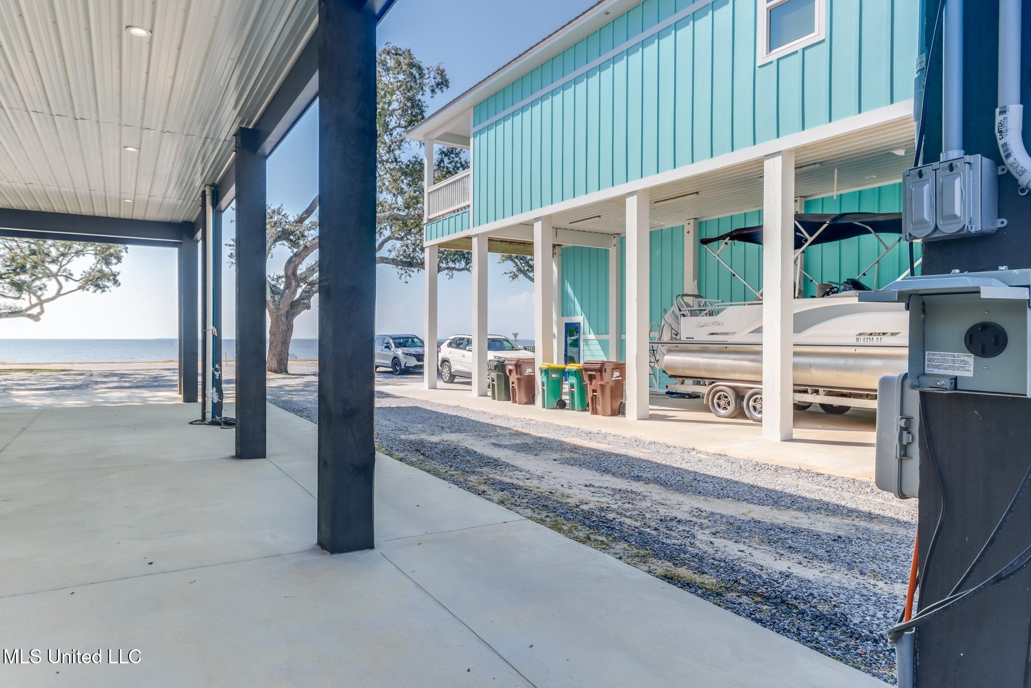 Long Beach, Mississippi, 39560, United States, 4 Bedrooms Bedrooms, ,3 BathroomsBathrooms,Residential,For Sale,1950837