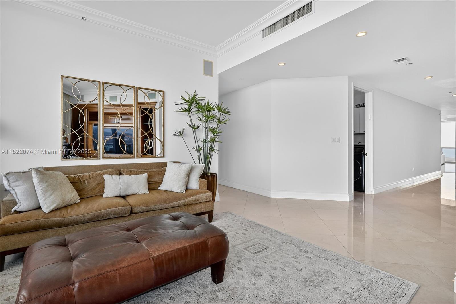 Aventura, Florida, 33180, United States, 4 Bedrooms Bedrooms, ,7 BathroomsBathrooms,Residential,For Sale,1890207