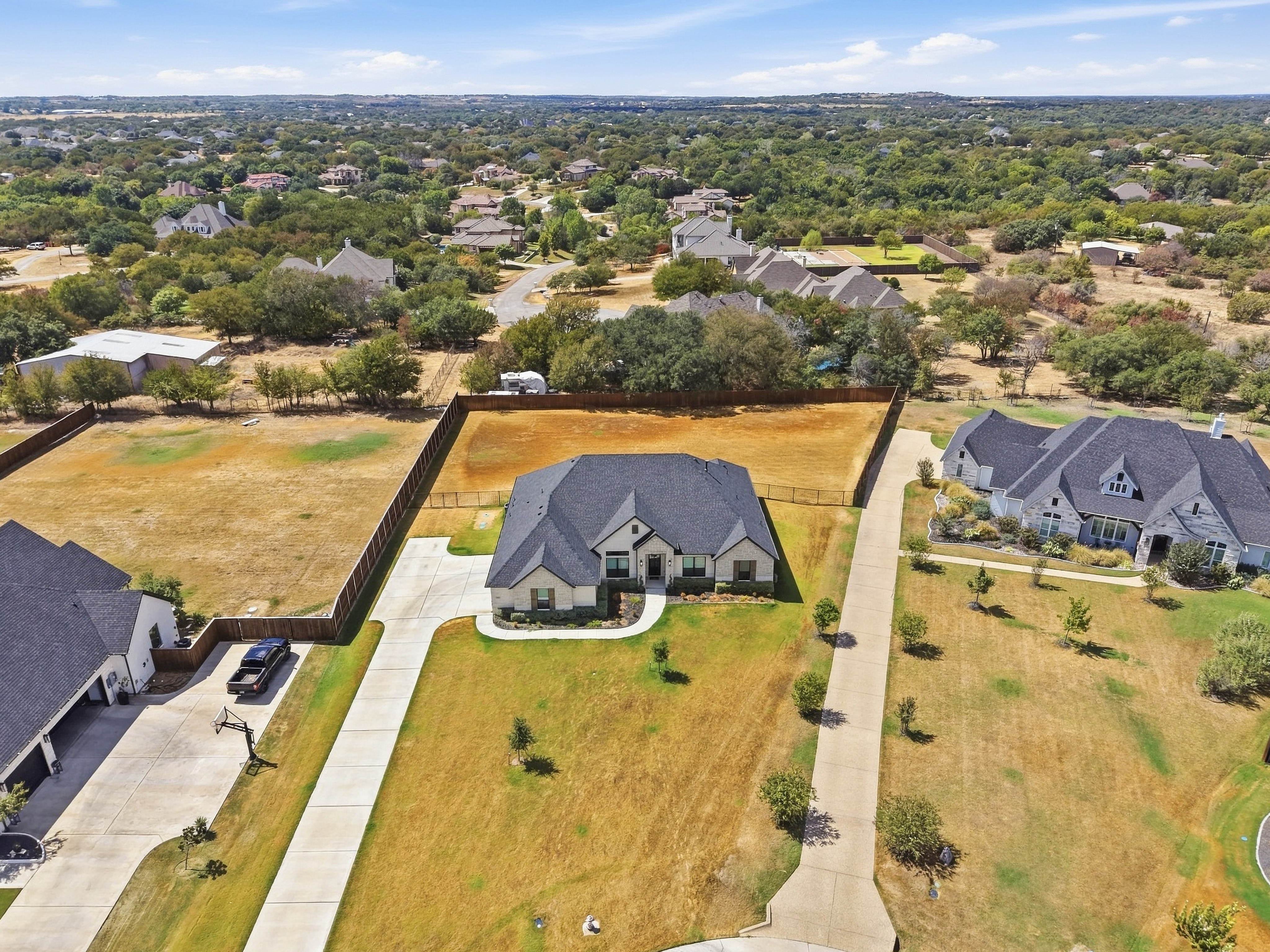  Light Filled Luxury in Panther Creek Estates - 物件實景