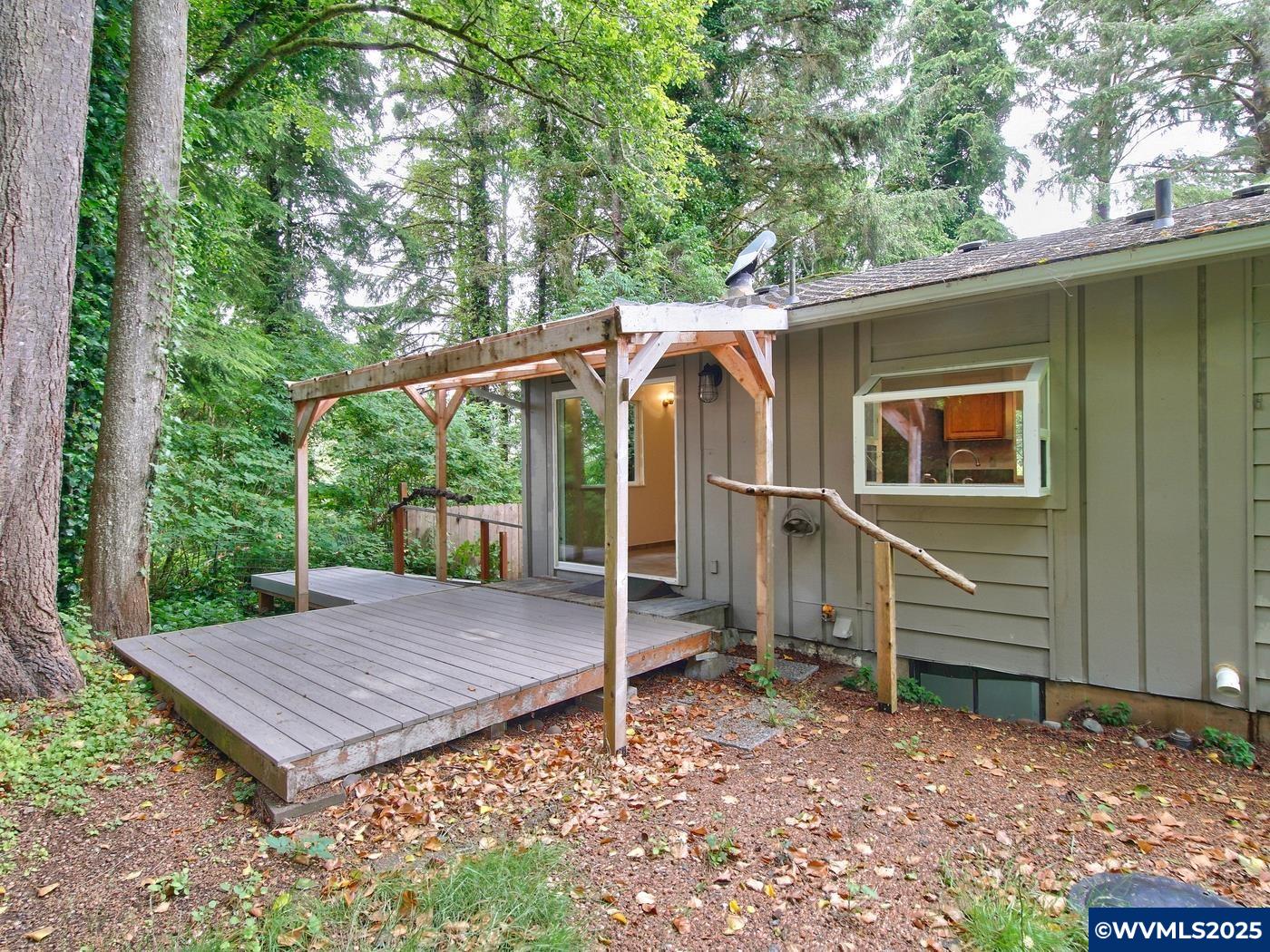 Lincoln City, Oregon, 97367, United States, ,2 BathroomsBathrooms,Residential,For Sale,1878367
