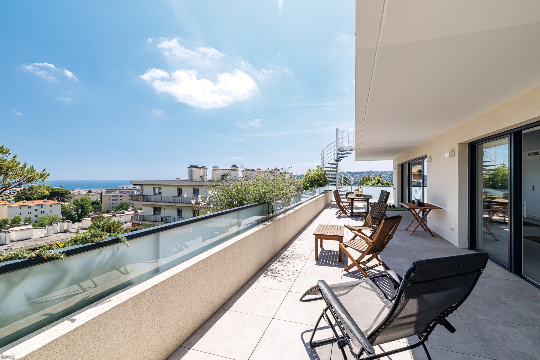  Co-exclusive penthouse apartment with sea view, prestigious area of Nice - 物件實景
