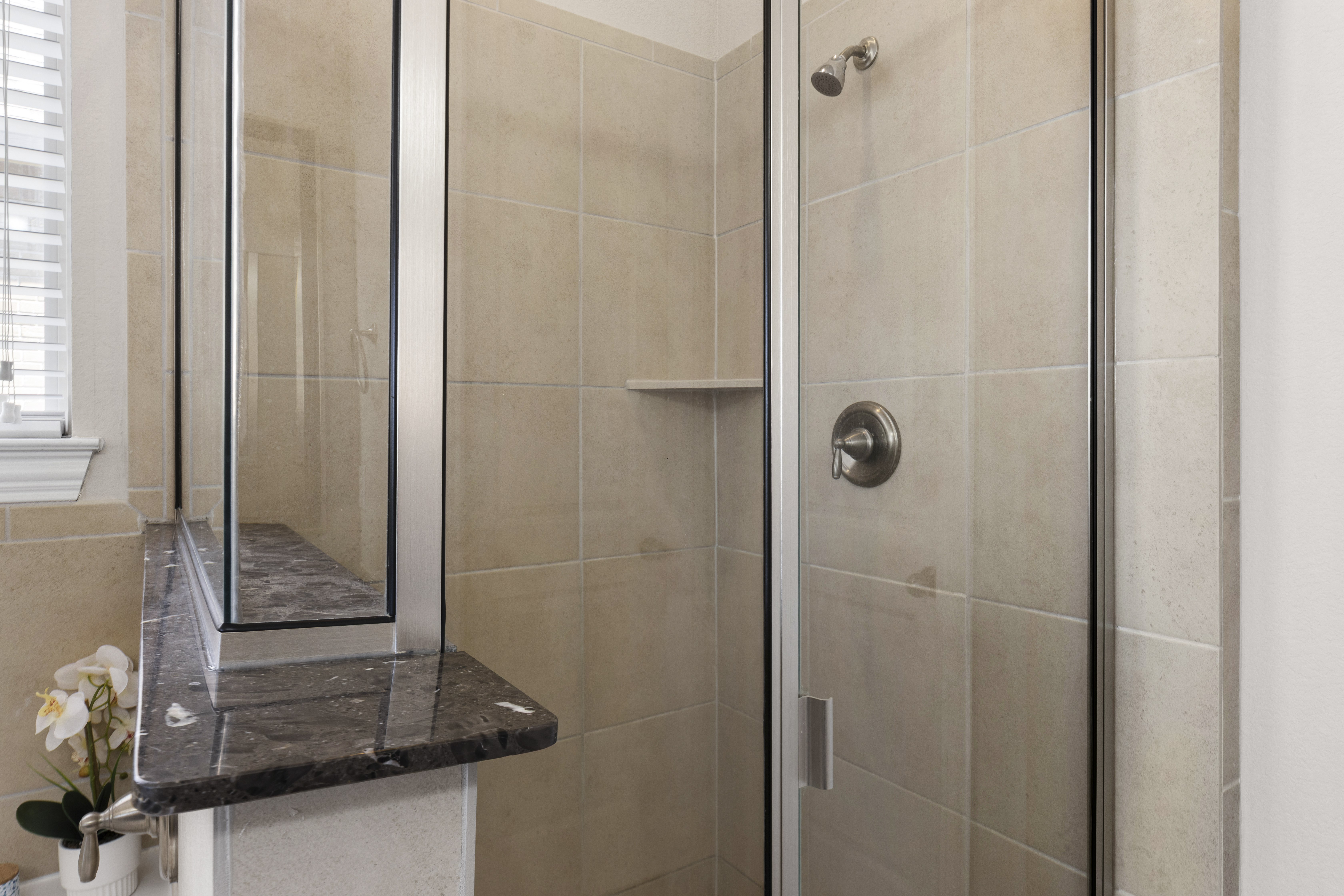  Flexible Living + Game Room in Desirable Northside ISD - 物件實景