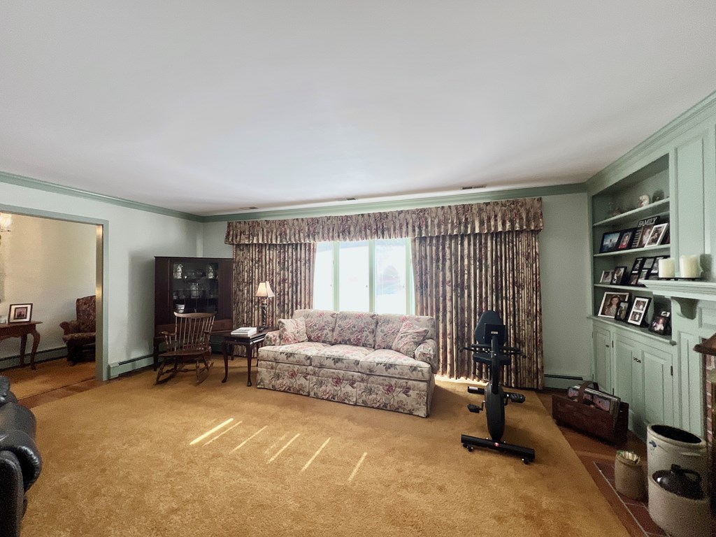 Onancock, Virginia, 23417, United States, 2 Bedrooms Bedrooms, ,2 BathroomsBathrooms,Residential,For Sale,1971701