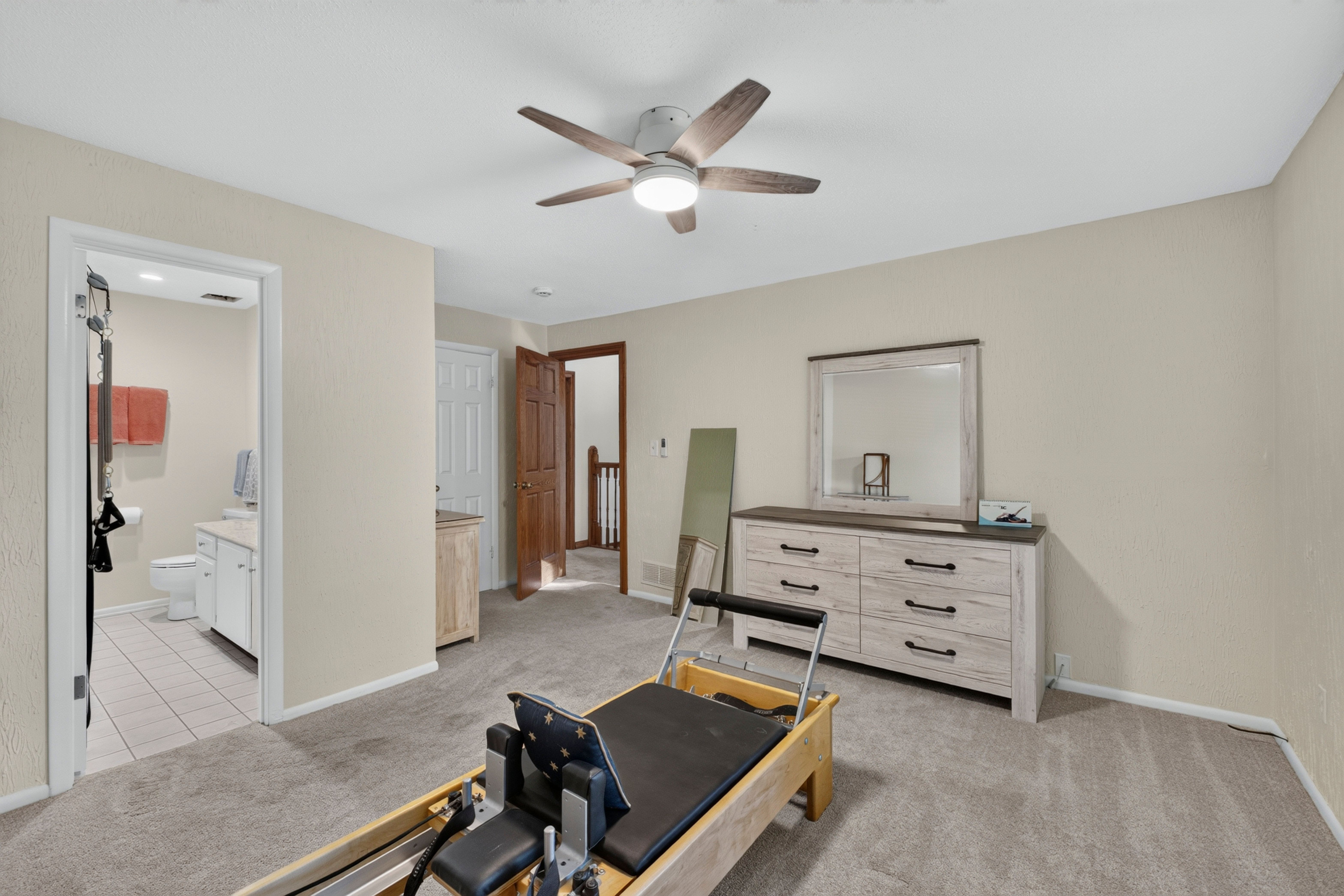  6244 Ash Street, Mission, KS 66205 - 物件實景