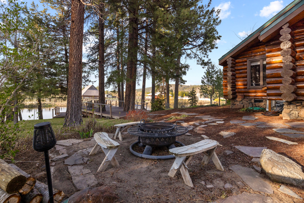 CHILOQUIN, Oregon, 97624, United States, 3 Bedrooms Bedrooms, ,3 BathroomsBathrooms,Residential,For Sale,1974697