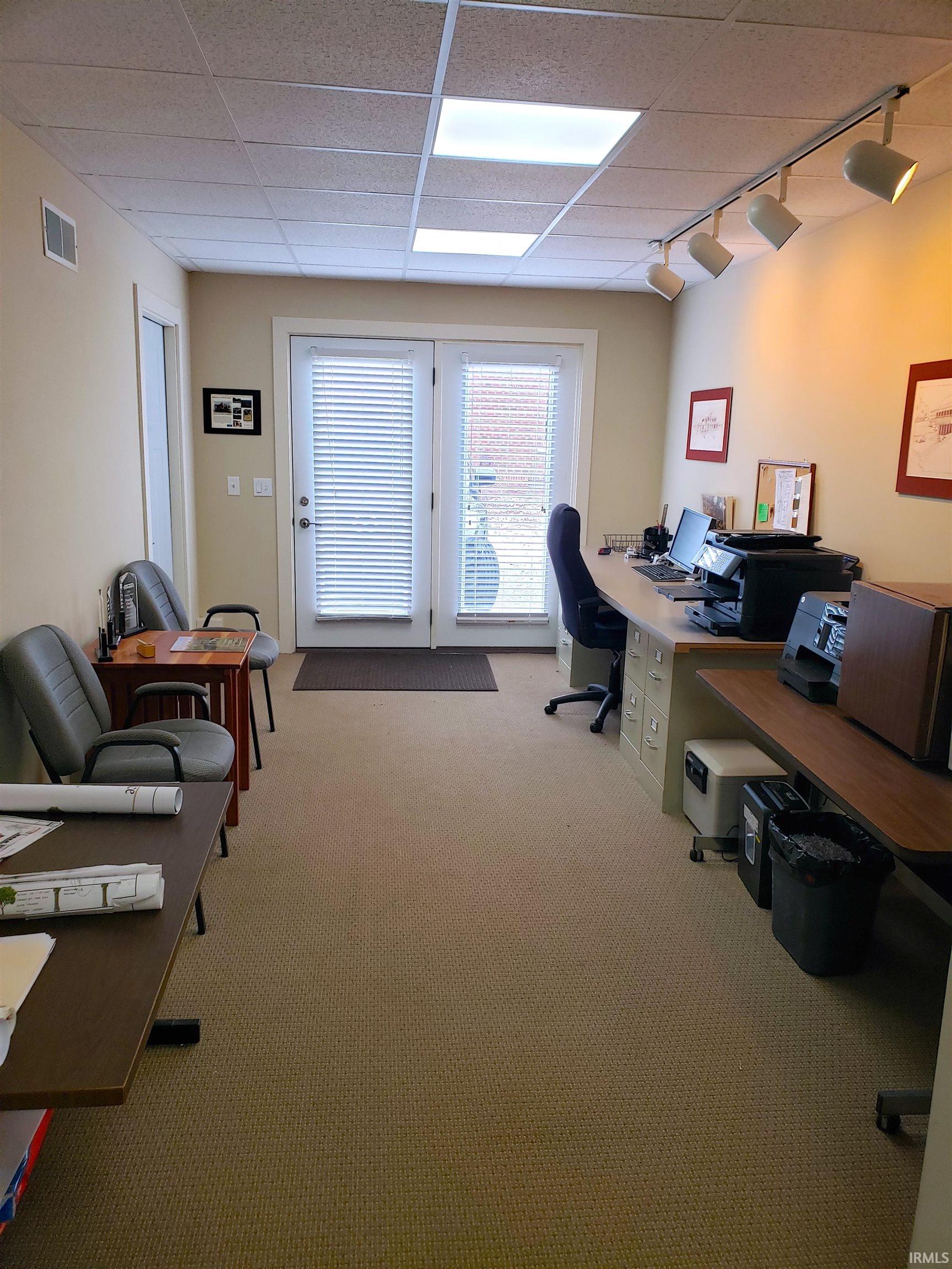 Bloomington, Indiana, 47408, United States, 2 Bedrooms Bedrooms, ,5 BathroomsBathrooms,Residential,For Sale,2009264