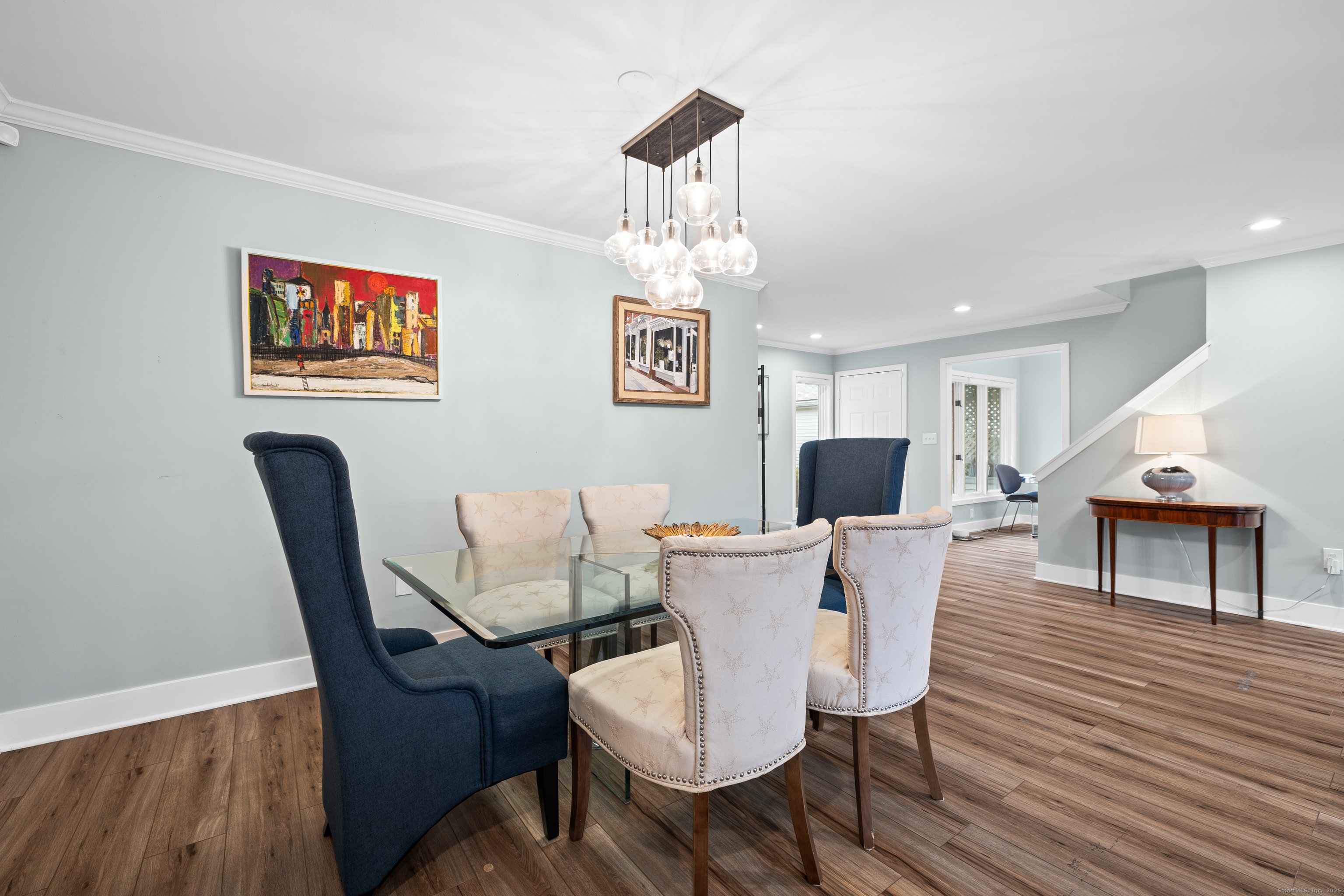 Avon, Connecticut, 06001, United States, 3 Bedrooms Bedrooms, ,4 BathroomsBathrooms,Residential,For Sale,1999811