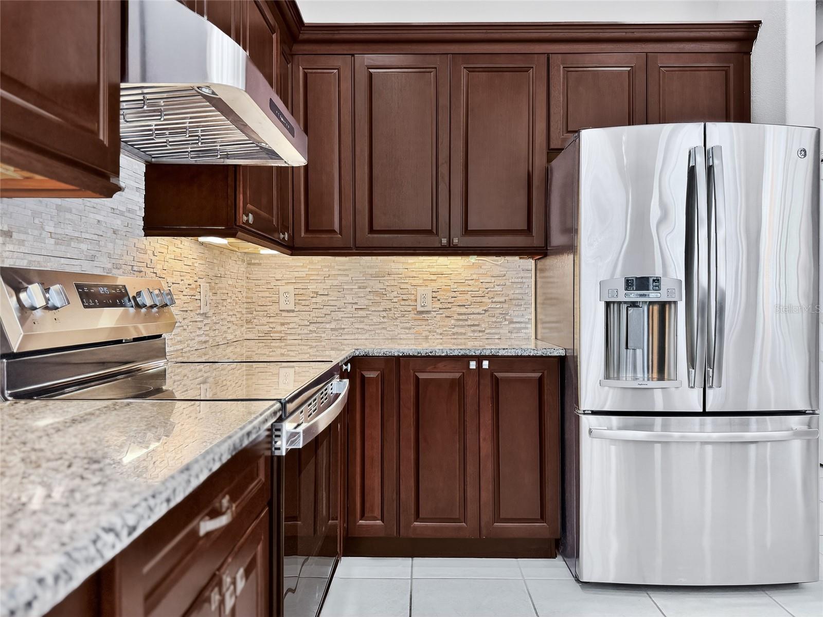 OVIEDO, Florida, 32766, United States, 5 Bedrooms Bedrooms, ,3 BathroomsBathrooms,Residential,For Sale,1974970