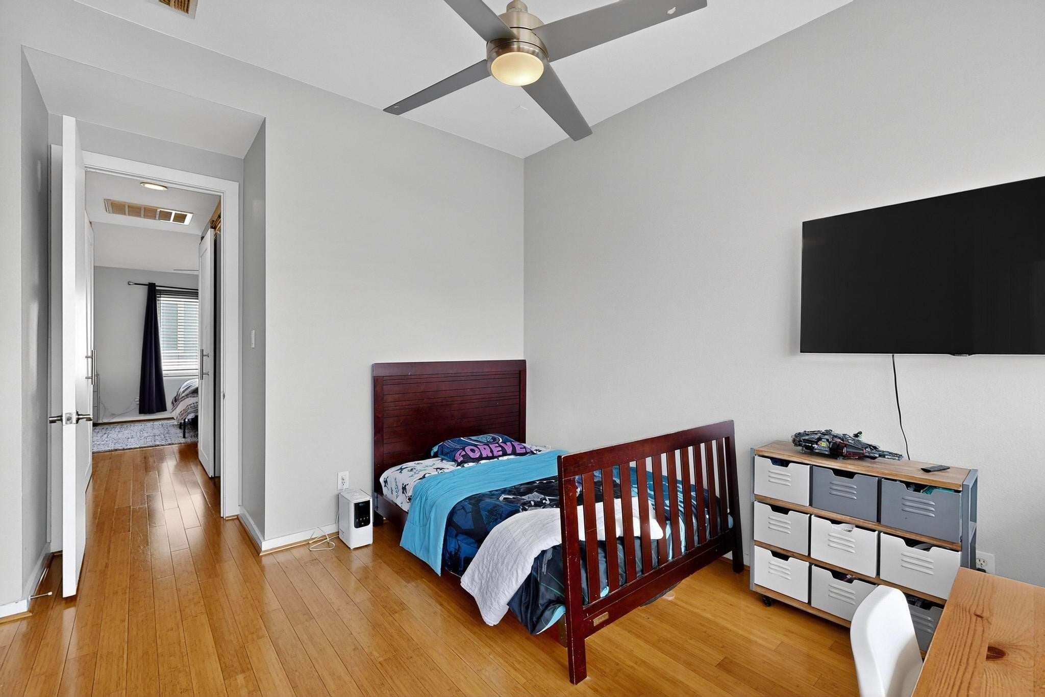 Dallas, Texas, 75204, United States, 3 Bedrooms Bedrooms, ,3 BathroomsBathrooms,Residential,For Sale,1977782