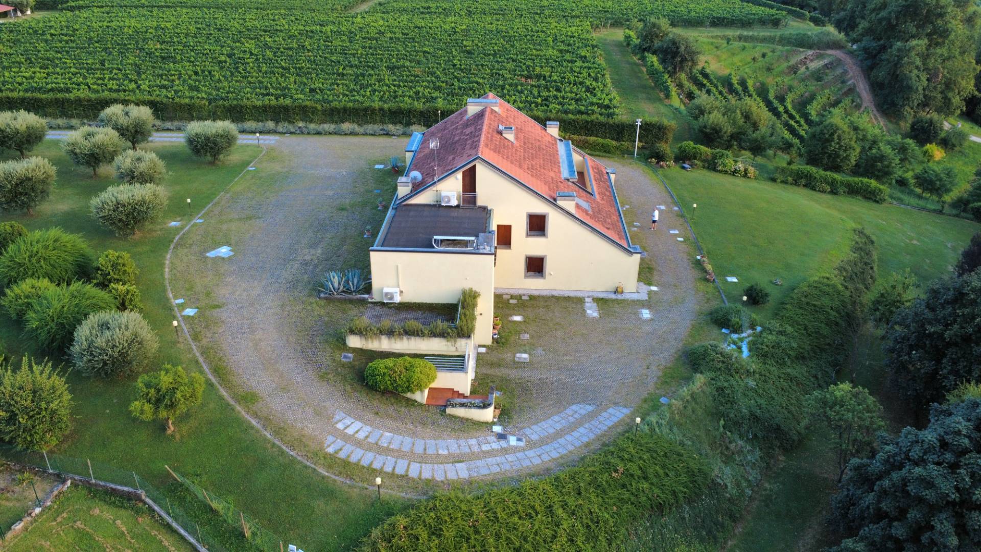 San Pietro di Feletto, Treviso, 31020, IT, 5 Bedrooms Bedrooms, ,4 BathroomsBathrooms,Residential,For Sale,1941776