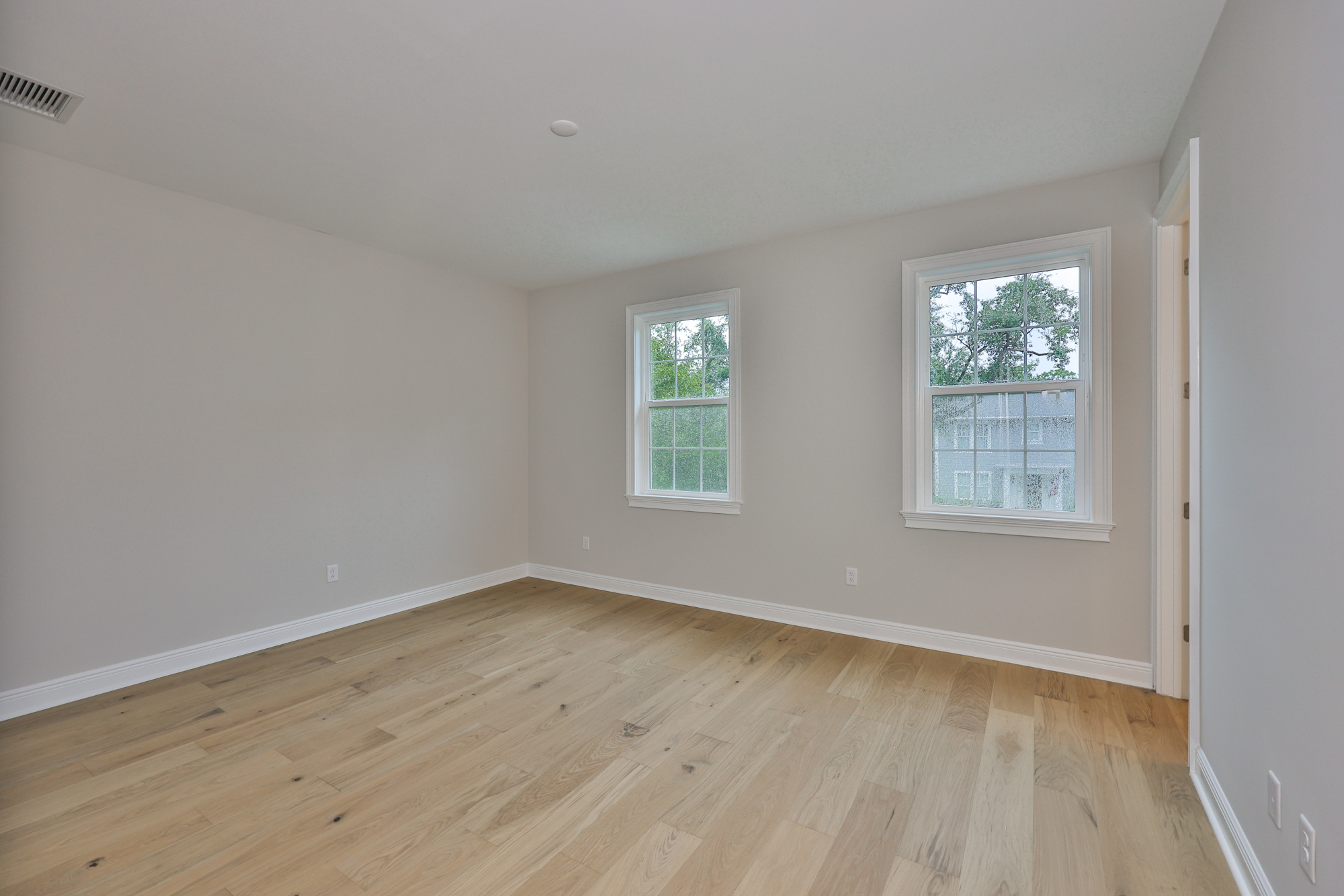 Tampa, Florida, 33609, United States, 4 Bedrooms Bedrooms, ,5 BathroomsBathrooms,Residential,For Sale,1792306