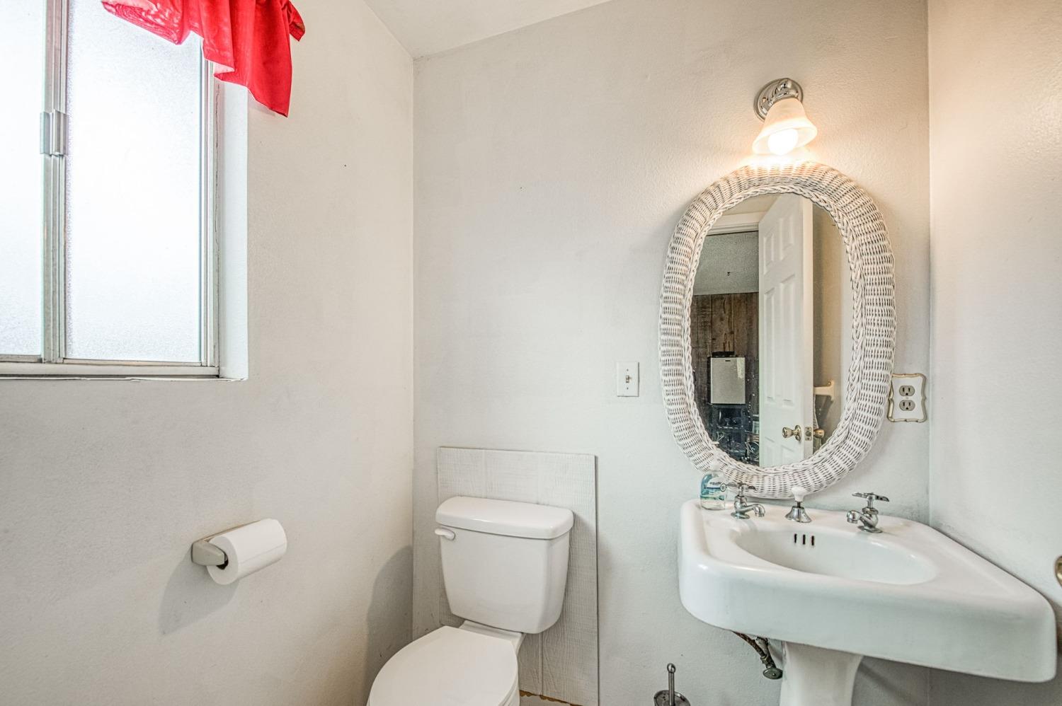 Sanger, California, 93657, United States, 4 Bedrooms Bedrooms, ,3 BathroomsBathrooms,Residential,For Sale,1897829
