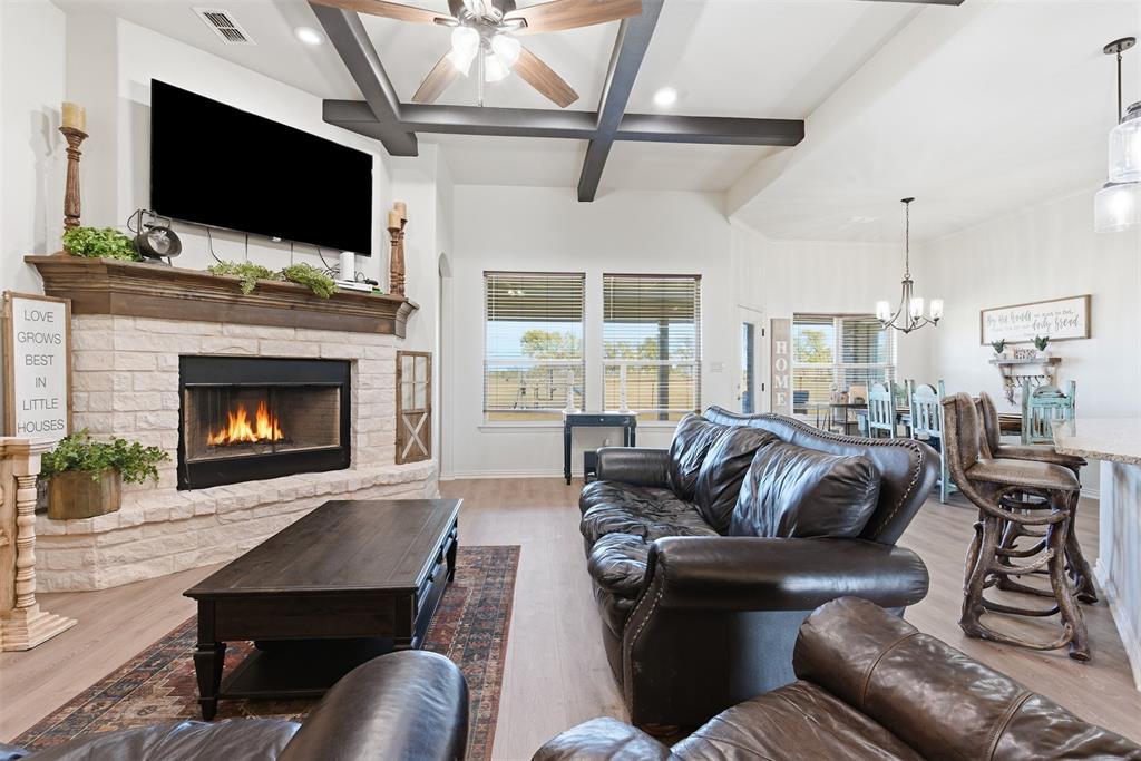 Grandview, Texas, 76050, United States, 4 Bedrooms Bedrooms, ,3 BathroomsBathrooms,Residential,For Sale,1991534