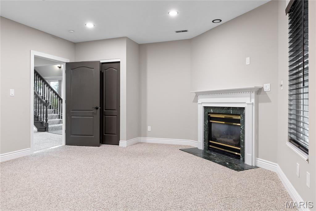 Weldon Spring, Missouri, 63304, United States, 3 Bedrooms Bedrooms, ,3 BathroomsBathrooms,Residential,For Sale,1989654