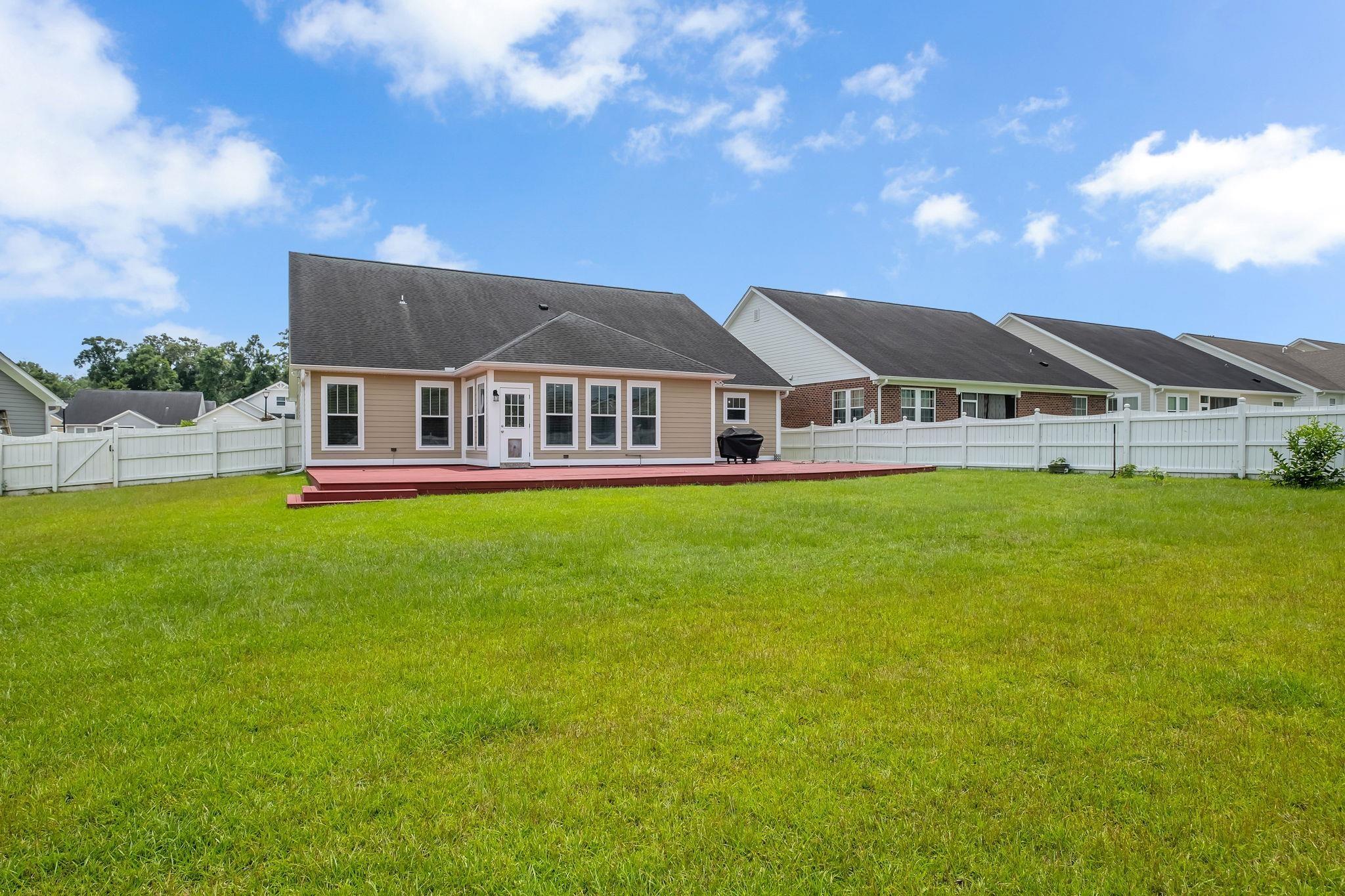 Tallahassee, Florida, 32312, United States, 4 Bedrooms Bedrooms, ,3 BathroomsBathrooms,Residential,For Sale,1901137